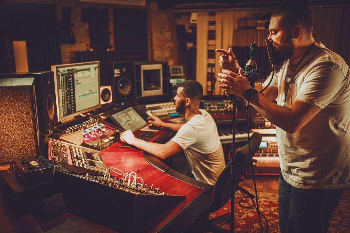 Improving music production workflow management with Monday.com and Monday Service